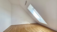Bild - Moderne 3-Zi-DG-Wohnung in 1120 Wien mit Terrasse, Stellplatz & Fußbodenheizung mit Pellets!